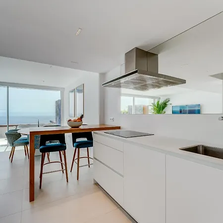 Aquasuites Luxury Penthouse A01 * Acantilado de los Gigantes