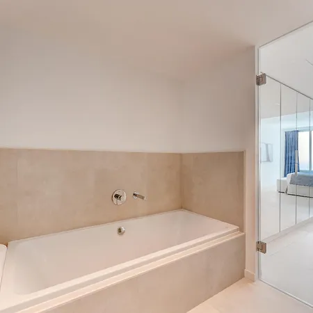 Aquasuites Luxury Penthouse A01 * Acantilado de los Gigantes