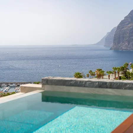 Aquasuites Luxury Penthouse A01 * Acantilado de los Gigantes