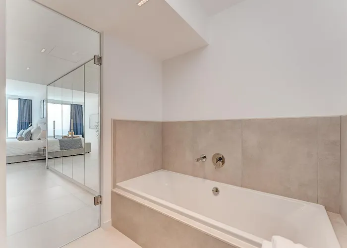 Aquasuites Luxury Penthouse A01 Acantilado de los Gigantes