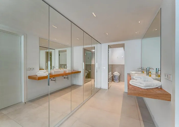 Aquasuites Luxury Penthouse A01 Villa