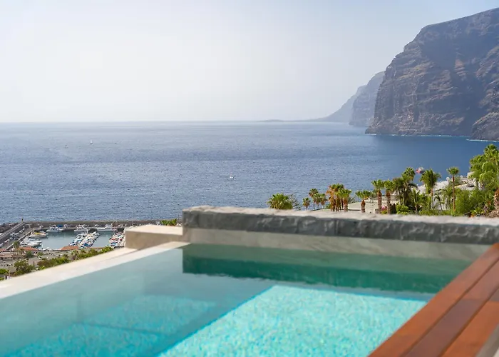 Aquasuites Luxury Penthouse A01 * Acantilado de los Gigantes