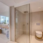 Aquasuites Luxury Penthouse A01 *