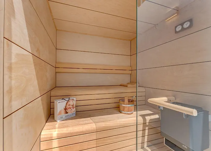 Aquasuites Luxury Penthouse A01 ヴィラ *